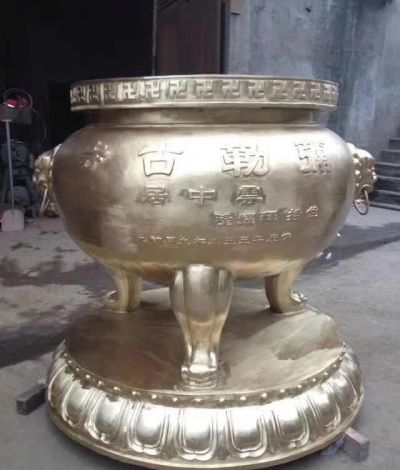 寺廟庭院不銹鋼噴漆創(chuàng)意鼎雕塑