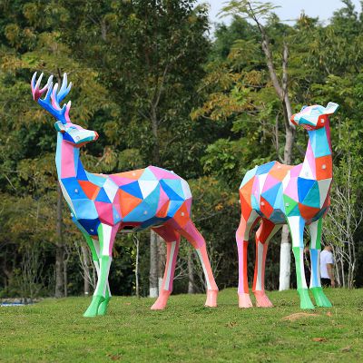 玻璃鋼幾何彩繪公園戶(hù)外景觀裝飾品梅花鹿雕塑