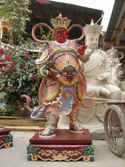 玻璃鋼彩繪大型寺廟供奉神佛四大天王雕塑